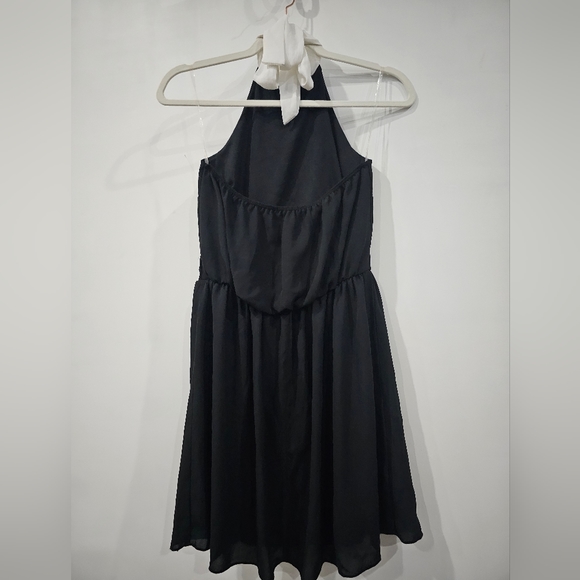 Charlotte Russe Halter Mini Dress - Picture 2 of 4